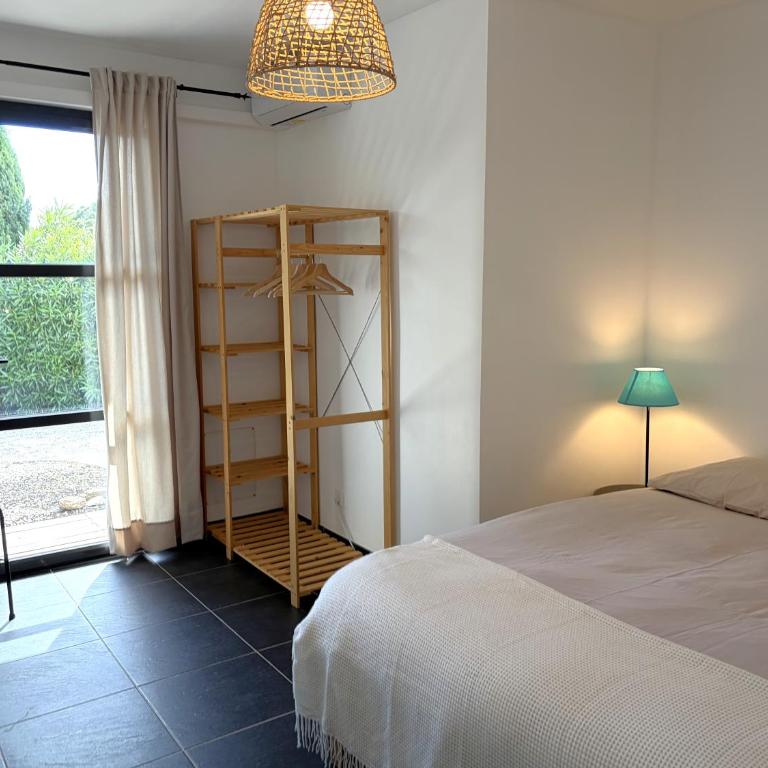 Villa PASSEREAUX avec piscine et vue mer pour 8 personnes au cœur du Domaine de Valcros - Maison de Vacances 4 Chambres - 15
