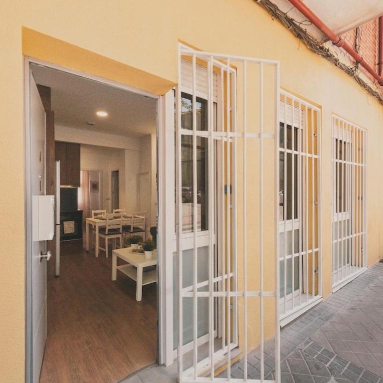 Alojamiento La Luna Villaverde Alto - Appartement - 38