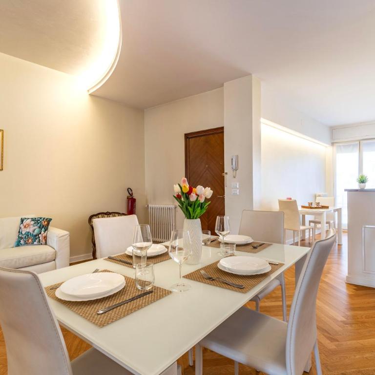 Luxury Apartment On Grand Canal by Wonderful Italy - Apartment with Balcony - 9