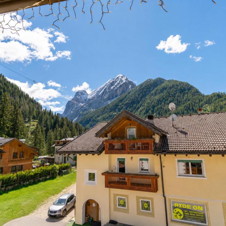 Appartamenti Villa Flora by AMA Val di Fassa - Appartamento con Balcone - 8