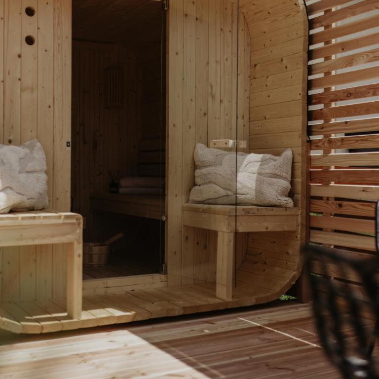 alma by Oskar Apartments - Boutique Apartment mit privater Outdoor-Sauna und Garten - Apartment mit 2 Schlafzimmern - 7