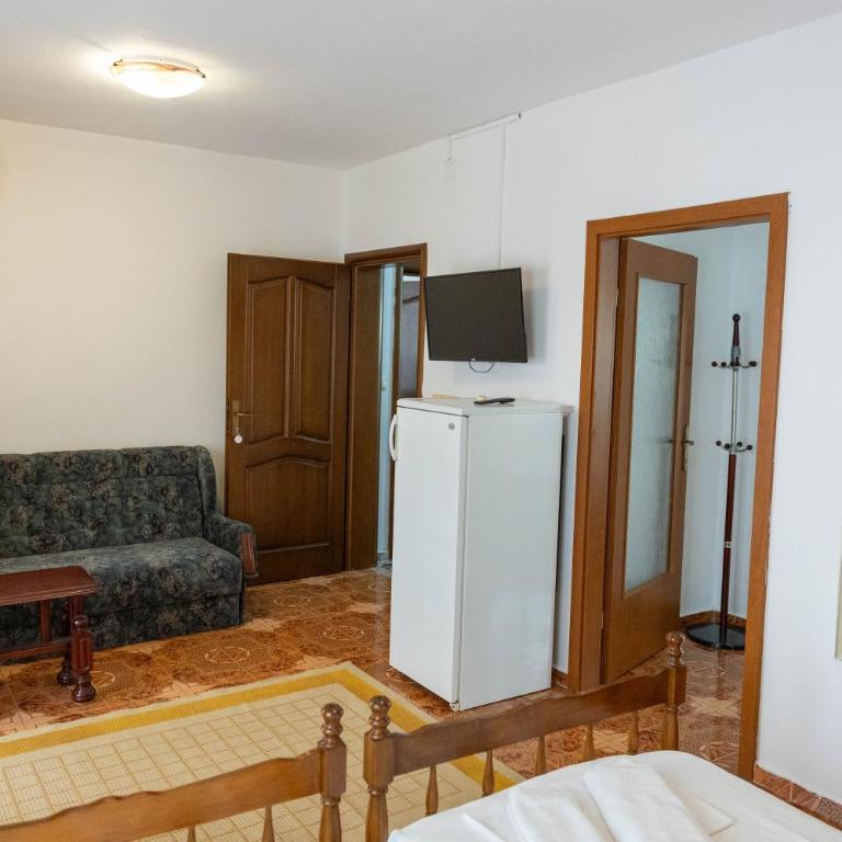 Apartmani DeKan - Četvorokrevetna Soba - 1
