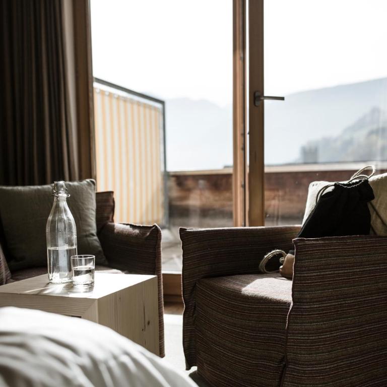 Hotel Weisses Kreuz - Camera Matrimoniale Comfort con Balcone - 2