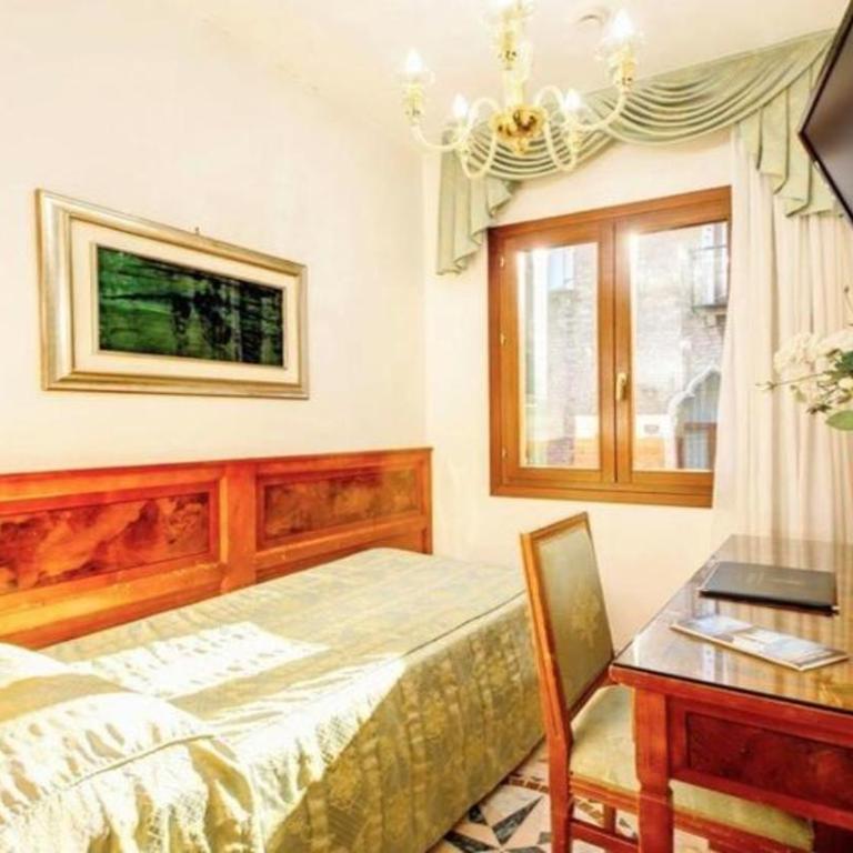 Antica Casa Carettoni - Petite Chambre Simple - 3