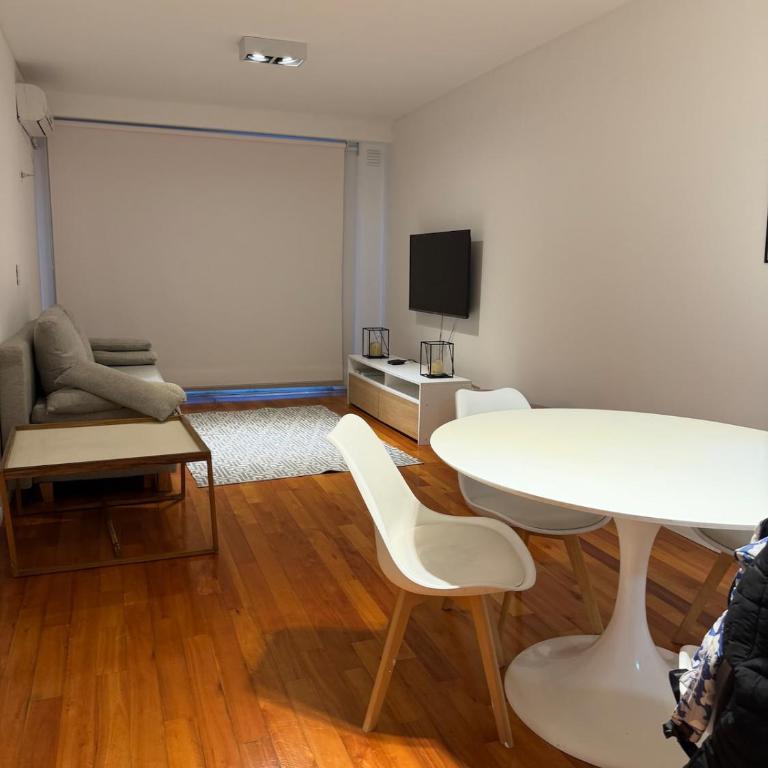 Luminoso y Modero en Alto Palermo - One-Bedroom Apartment - 20