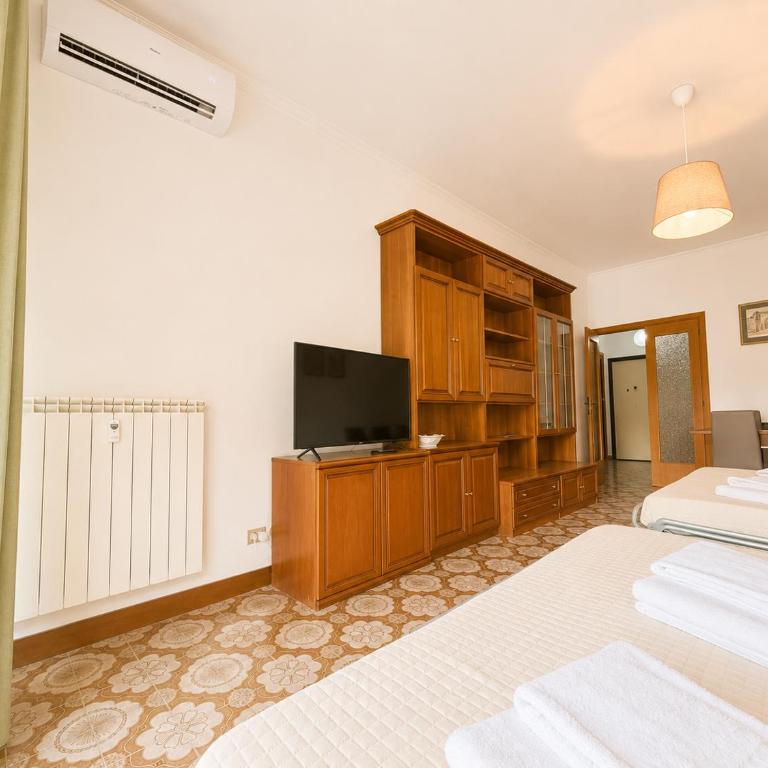 San Pietro Family Great Apartment - 5 min Vatican Train Station - Appartamento con 2 Camere da Letto - 7