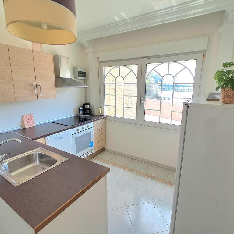 6 Bedroom Villa with Private Pool Games Room - Villa con piscina privada - 71