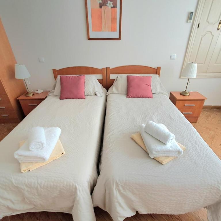 6 Bedroom Villa with Private Pool Games Room - Villa con piscina privada - 79