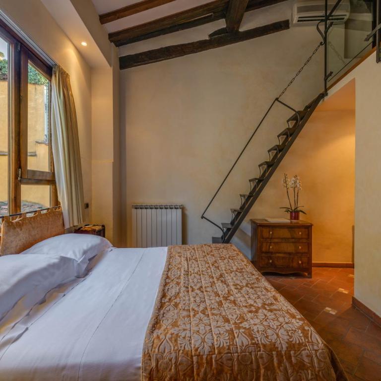 Boutique Hotel In Piazza Della Signoria - Camera Tripla Superior - 9