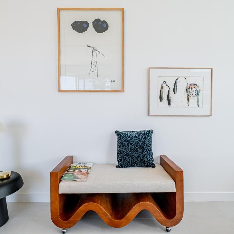 Le Duplex - Two-Bedroom Apartment - 15