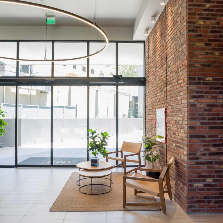 Providencia Pulse Sleek 2BR Apt in Trendy District - Apartamento - 33