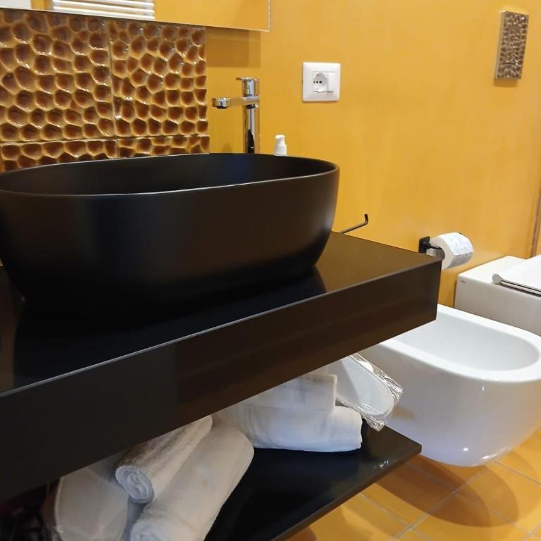Bilocale SantaChiara apartments- Luxury & View - Appartamento con 1 Camera da Letto - 4