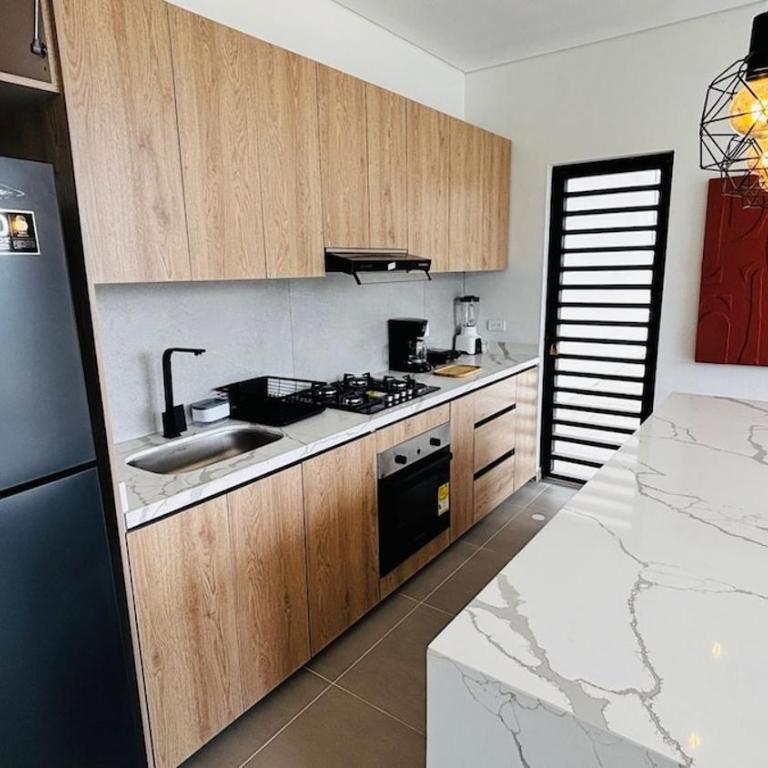 Casa con Jacuzzi, Piscina y Vista a la Naturaleza - Villa de 3 dormitorios - 7