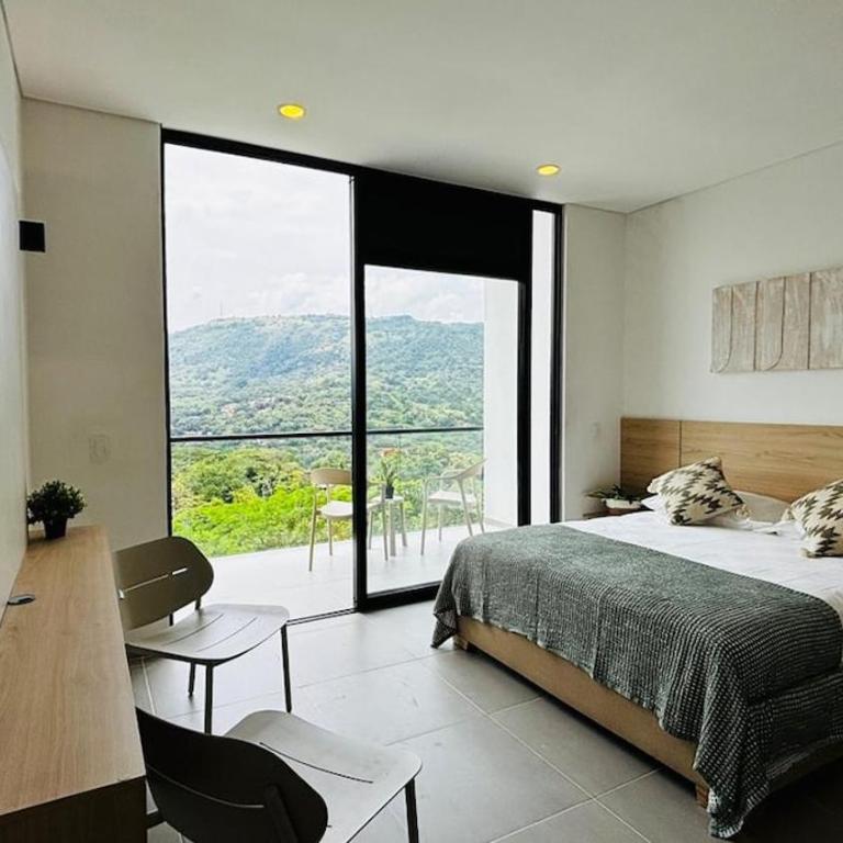 Casa con Jacuzzi, Piscina y Vista a la Naturaleza - Villa de 3 dormitorios - 11