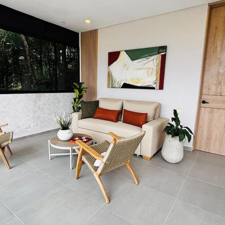 Casa con Jacuzzi, Piscina y Vista a la Naturaleza - Villa de 3 dormitorios - 14