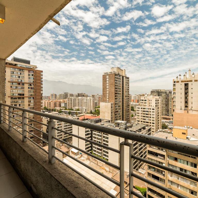 San Isidro Ideal 2BR for Families Modern Family - Apartment - 8
