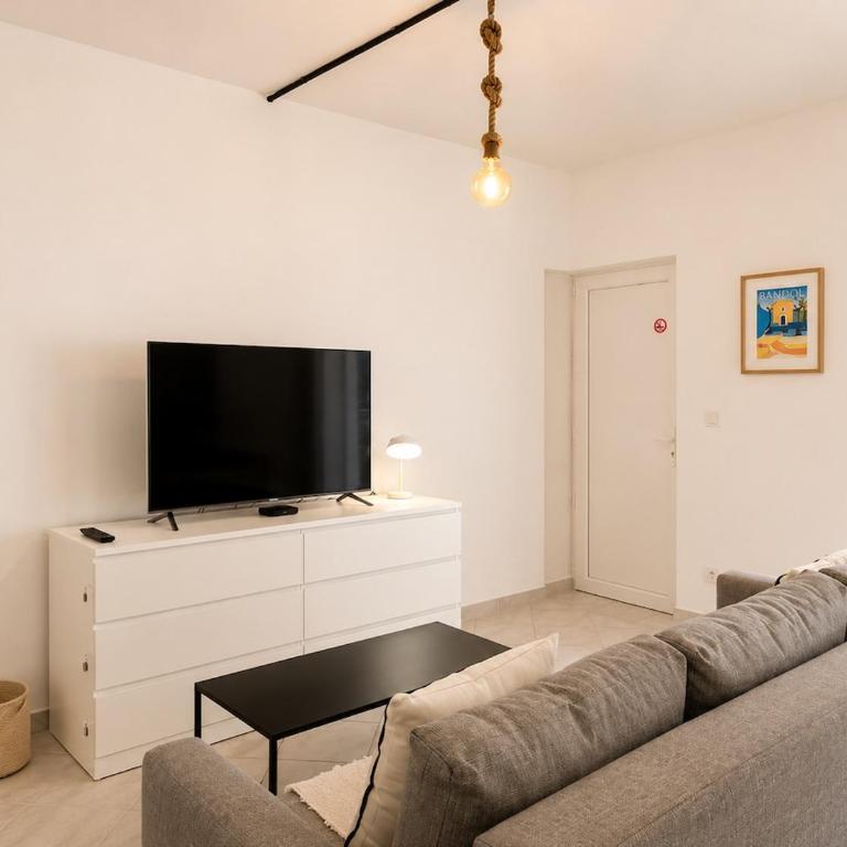 Casa de Bandol Studio 2 Personnes Parking Clim Plages - Appartement 1 Chambre - 1