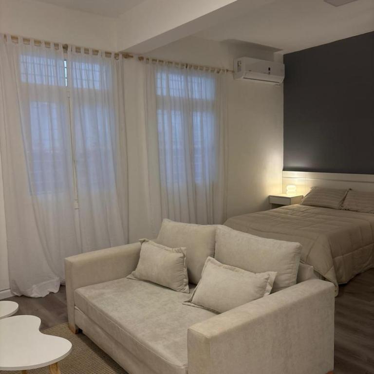 Monoambiente luminoso en Recoleta - Apartamento de 2 dormitorios - 1