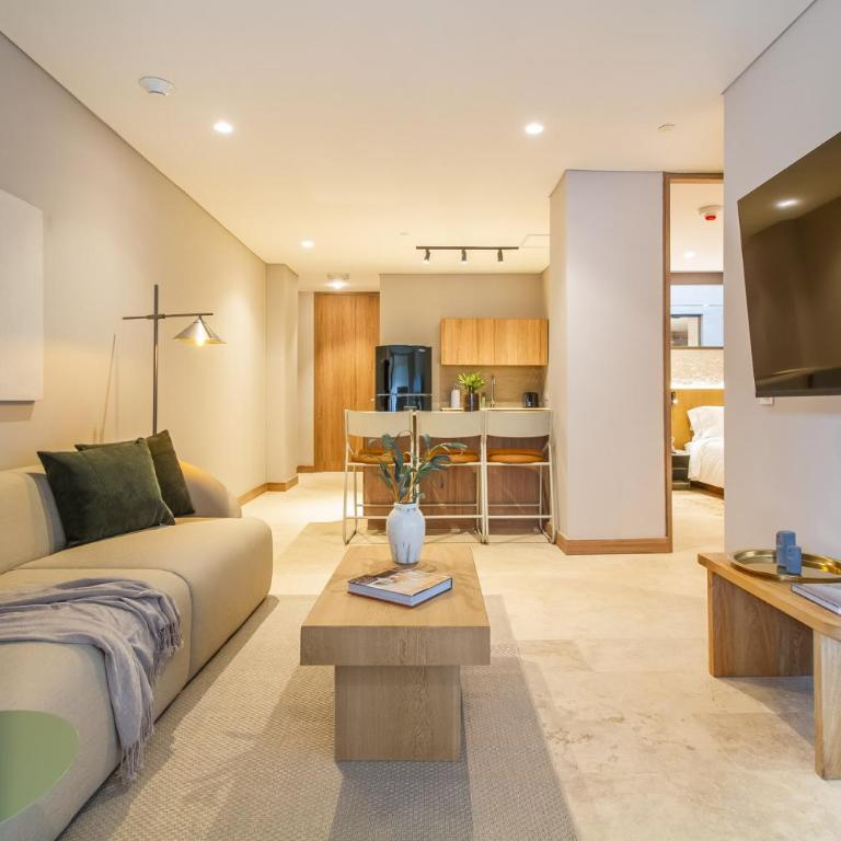 The Arena House - Two-Bedroom Superior Apartment - 19