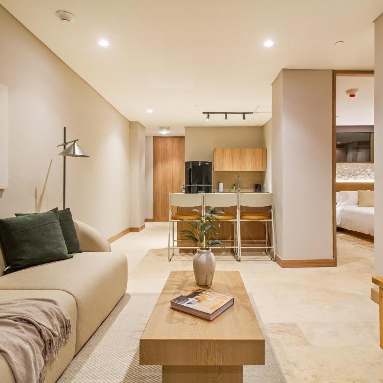 The Arena House - Two-Bedroom Superior Apartment - 27