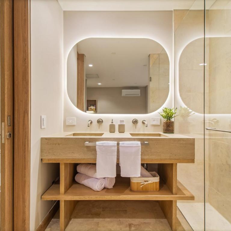 The Arena House - One-Bedroom Apartment with View - 5