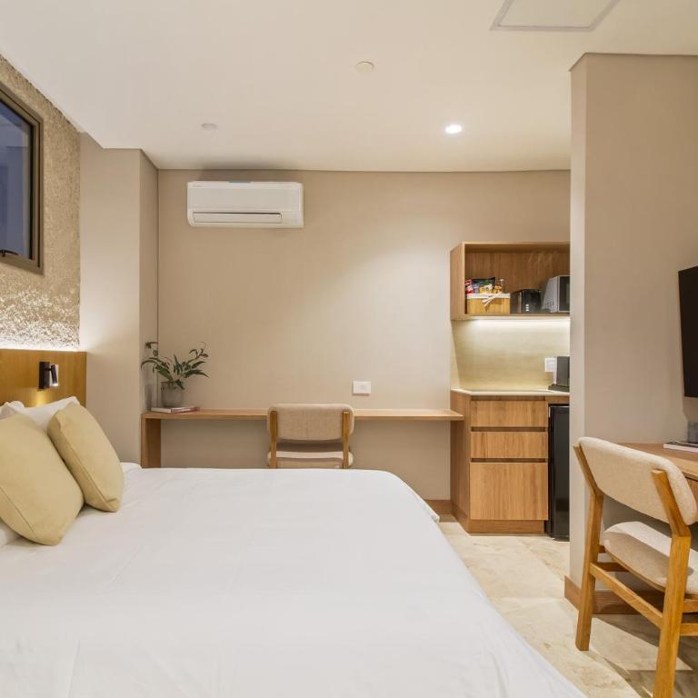 The Arena House - One-Bedroom Apartment with View - 12