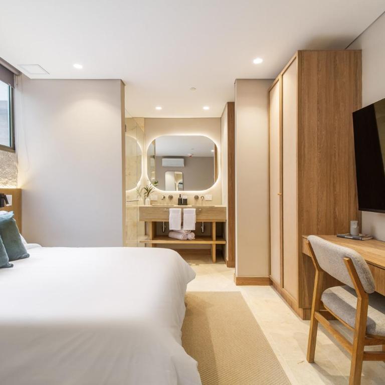 The Arena House - Four-Bedroom Platinum Apartment - 3