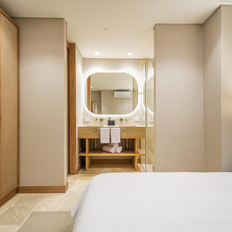 The Arena House - Four-Bedroom Platinum Apartment - 19