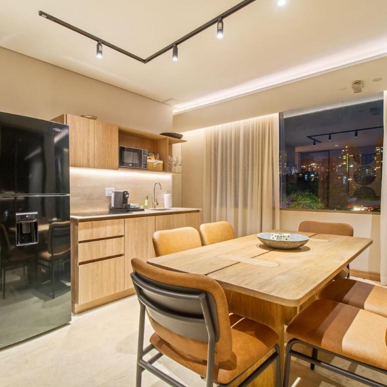 The Arena House - Four-Bedroom Platinum Apartment - 32
