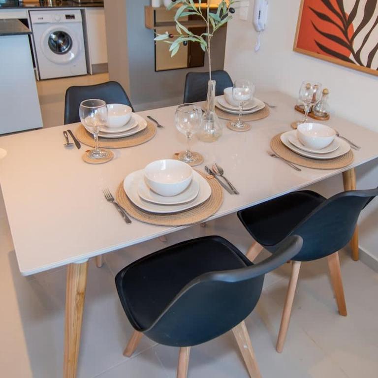 Apartment Near Malls with Pool Gym Cinema and WiFi - Apartment - 10
