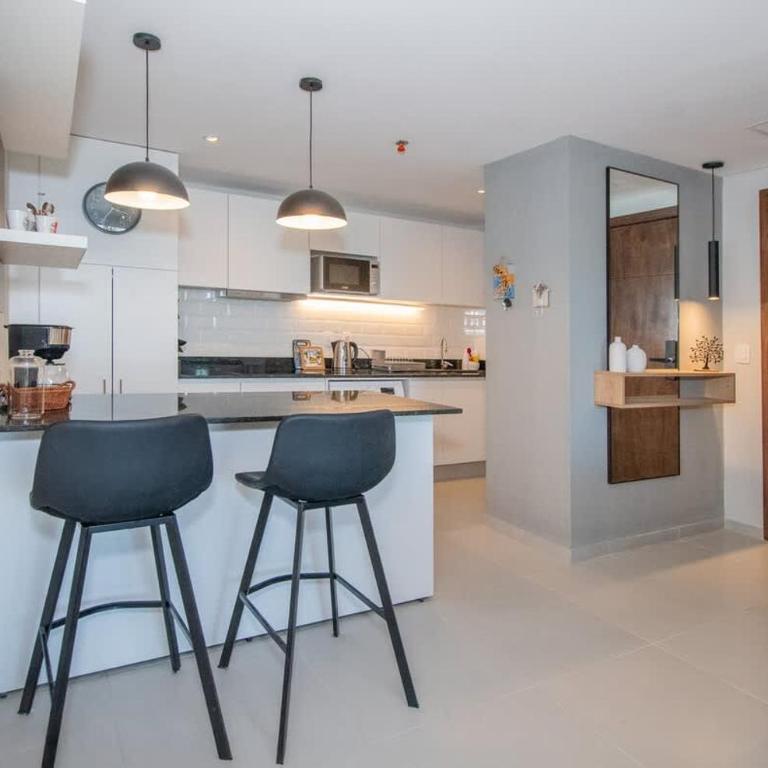 Apartment Near Malls with Pool Gym Cinema and WiFi - Apartment - 28