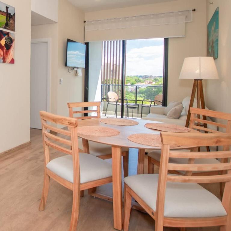 One BR with Balcony Walk to Malls Pool Gym - Apartamento - 3