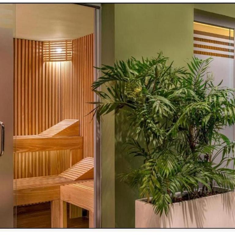 High-Floor City Base with Fast WiFi Gym Pool and Sauna - Apartamento - 26