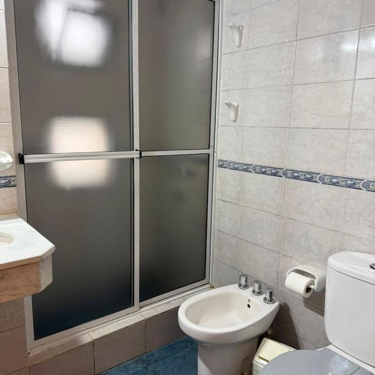 Hosteria Prince - Triple Room with Private Bathroom - 2