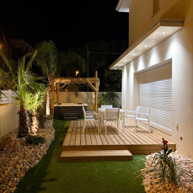 Villa Neuve Jacuzzi - Proche Mer - Famille & Calme - Villa 3 Chambres - 22