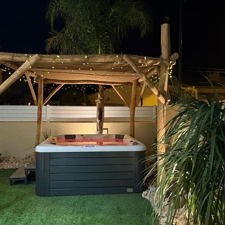 Villa Neuve Jacuzzi - Proche Mer - Famille & Calme - Villa 3 Chambres - 21