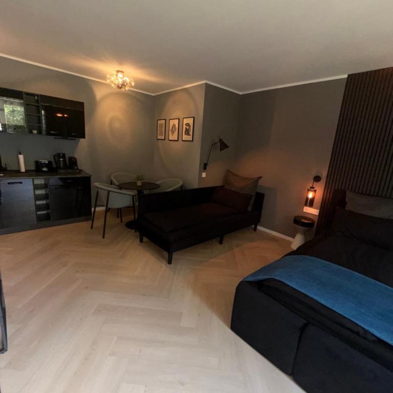 Roomies Living Munich - Studio Lit King-Size avec Canapé-Lit - 6