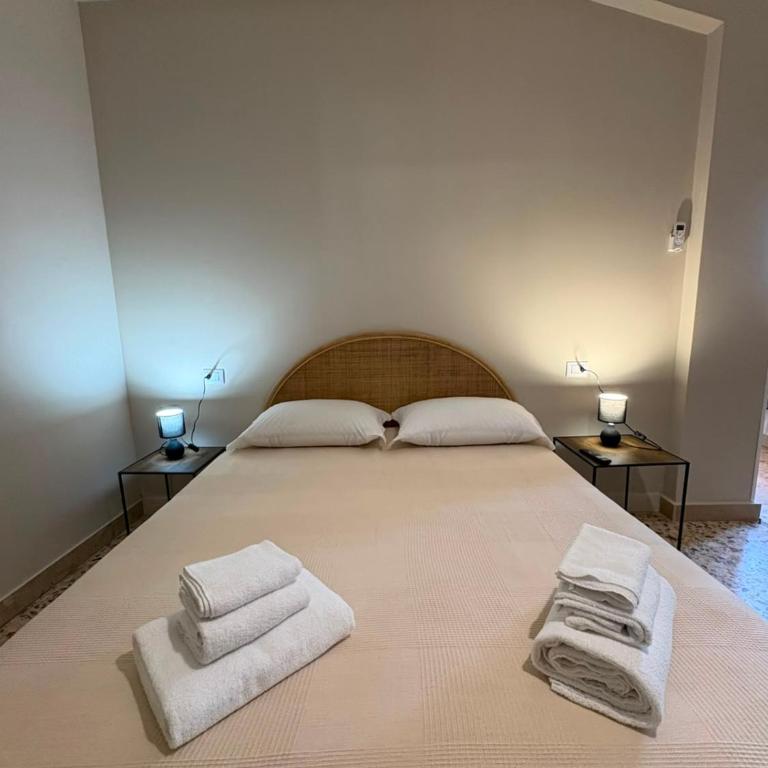 ASCHENEZ 26 ROOMS & SUITEs - Camera King con Balcone - 14