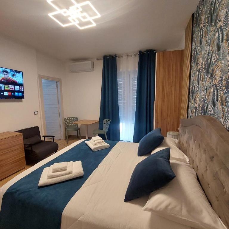FOCUS Guest House - Camera King - 5