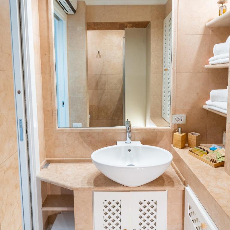 Sul Corso Sanremo - One-Bedroom Apartment - 36