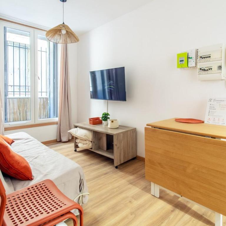 T2 rénové - Frais l'été - WIFI -SMART TV - Parking proche - Appartement 1 Chambre - 1
