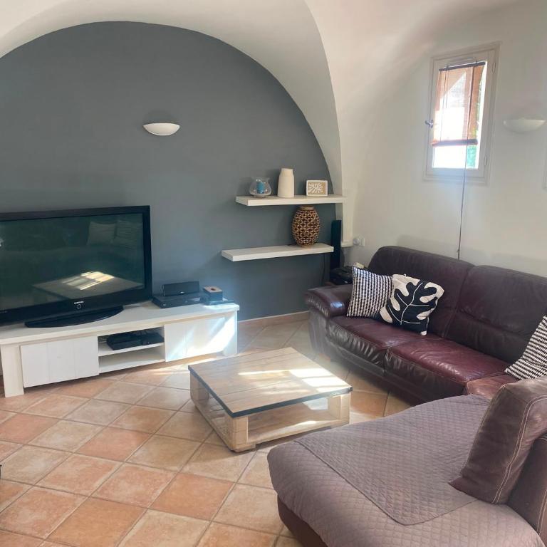 Villa tout confort - Maison 3 Chambres - 17