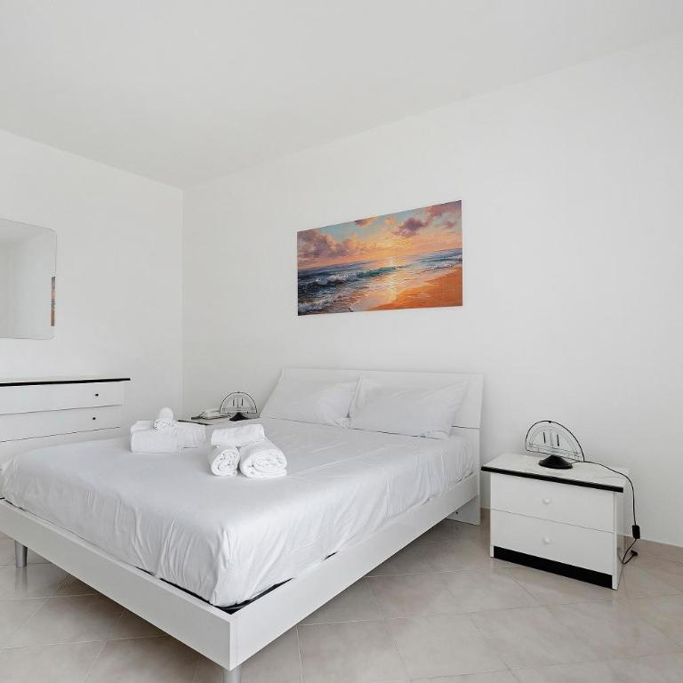 Casa di Anna - Appartamento Deluxe con 2 Camere da Letto e Balcone - 11