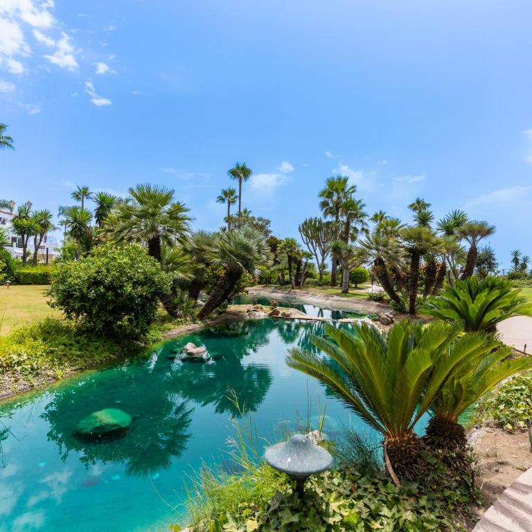 Costalita Beach Residence with Pool, Reserved Garage Parking & Direct Beach Access by Downtown Apartments Spain - Two-Bedroom Apartment with Pool View - 40