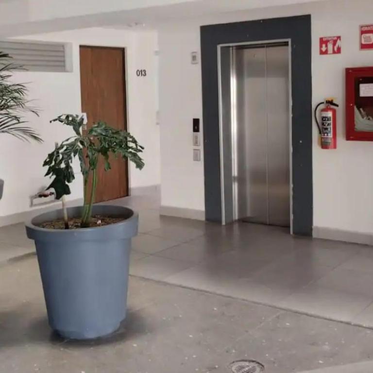 Increíble departamento en zona céntrica - Punto Central - Two-Bedroom Apartment - 26
