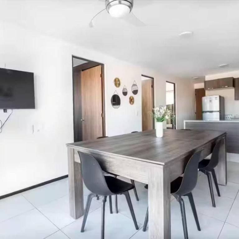 Increíble departamento en zona céntrica - Punto Central - Two-Bedroom Apartment - 33