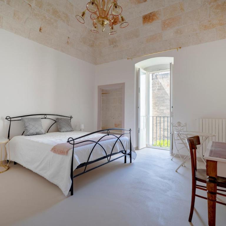 Mirabel in the city center - Appartamento Deluxe con 2 Camere da Letto e Balcone - 15