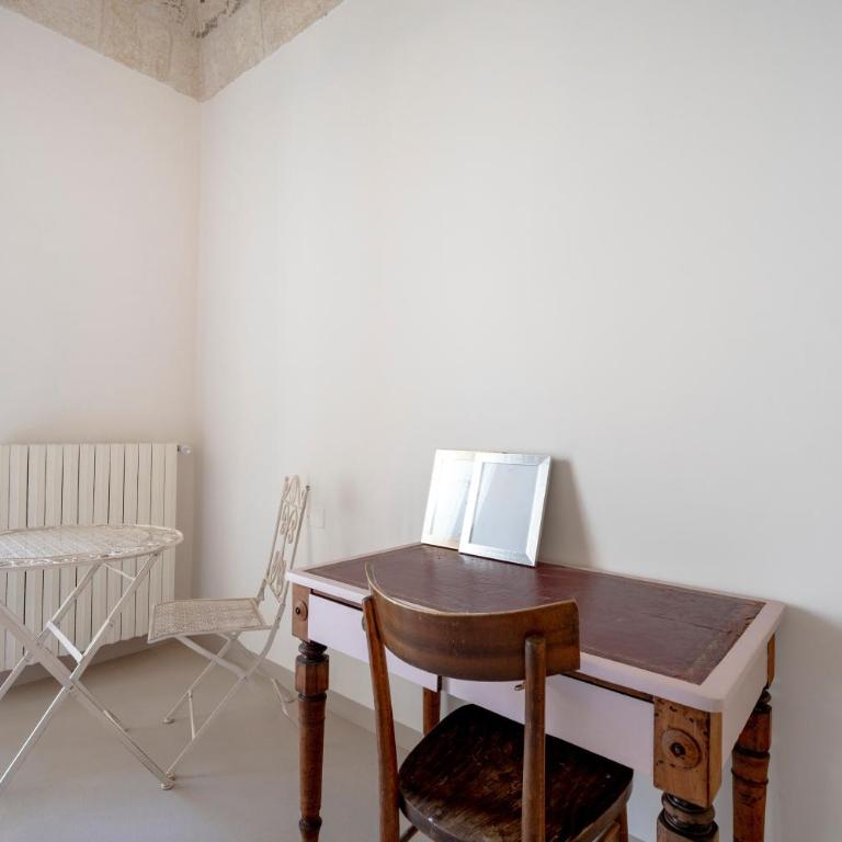 Mirabel in the city center - Appartamento Deluxe con 2 Camere da Letto e Balcone - 18