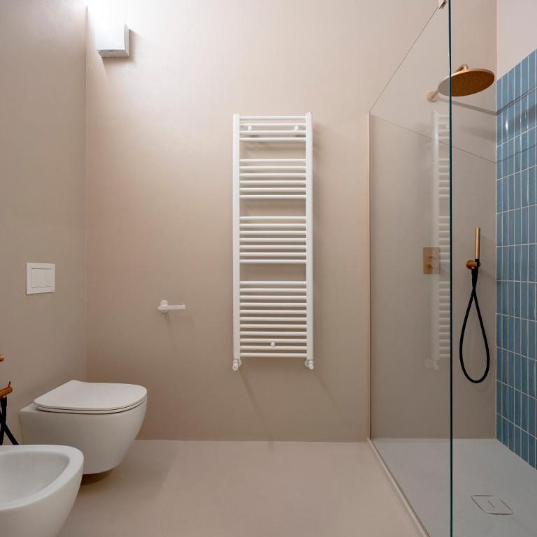 Mirabel in the city center - Appartamento Deluxe con 2 Camere da Letto e Balcone - 14