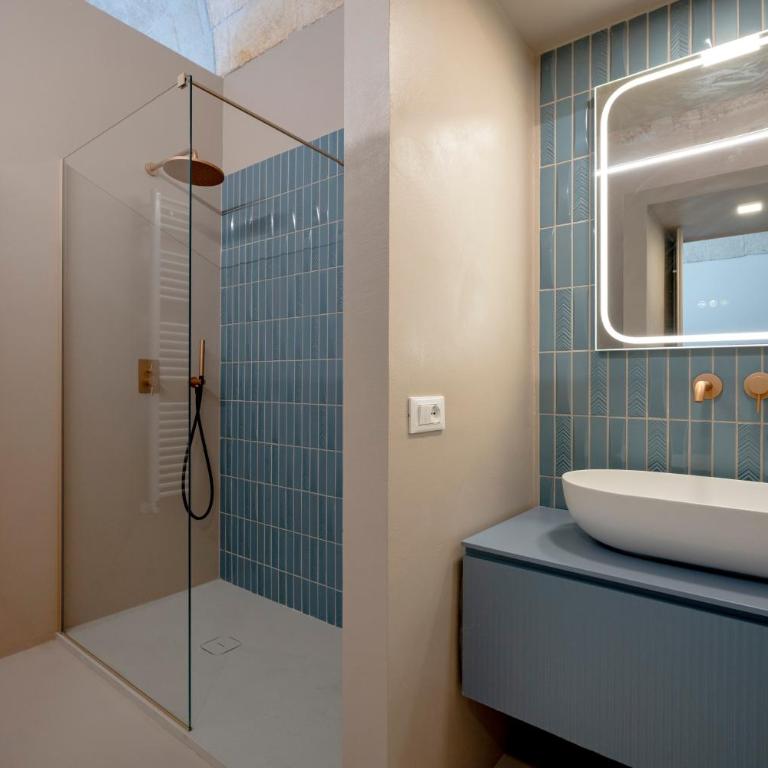 Mirabel in the city center - Appartamento Deluxe con 2 Camere da Letto e Balcone - 13